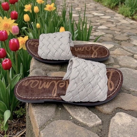 Sam Edelman
Women's Griffin Woven Slide Sandals size 7.5 - Picture 5 of 10